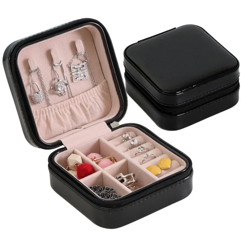 Timeless Luxe Jewelry Case - Image 33989313200218