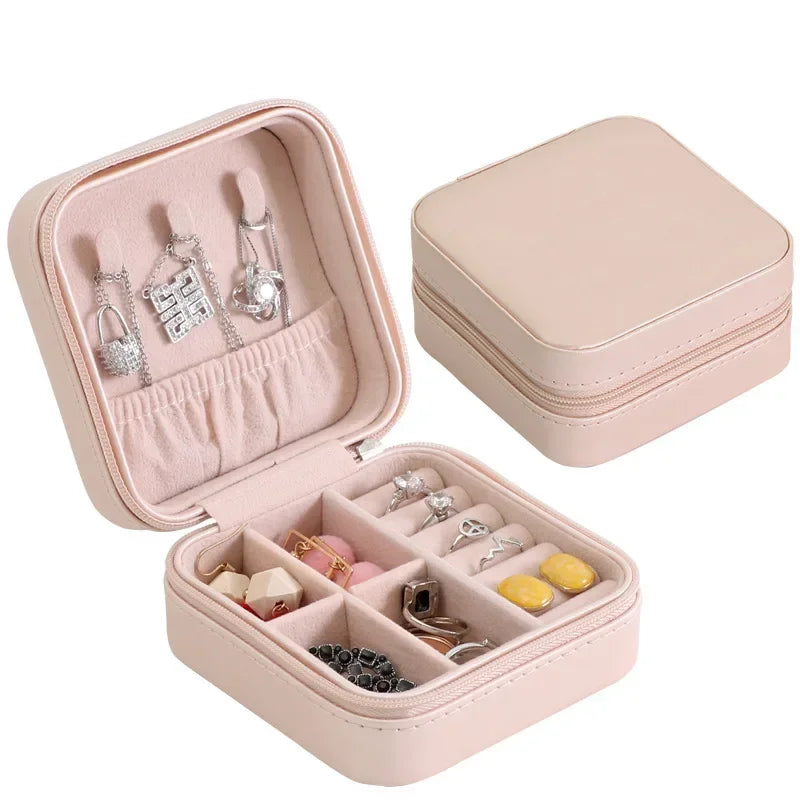 Timeless Luxe Jewelry Case - Image 33989313364058