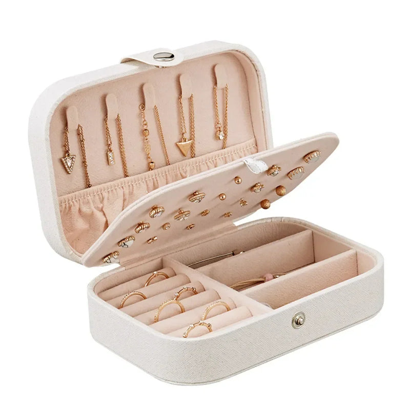 Timeless Luxe Jewelry Case - Image 33989312905306