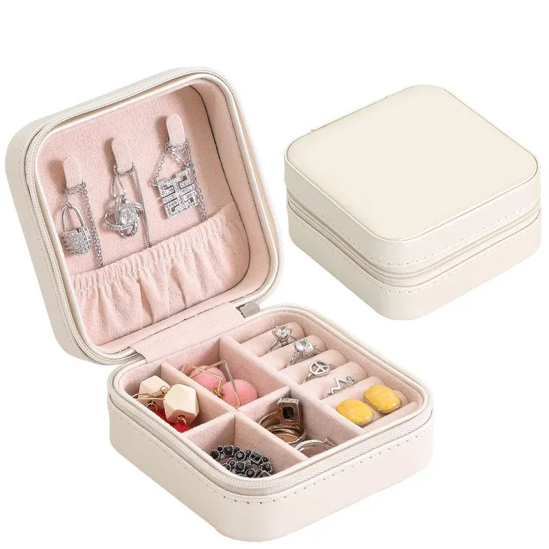 Timeless Luxe Jewelry Case - Image 33989313101914