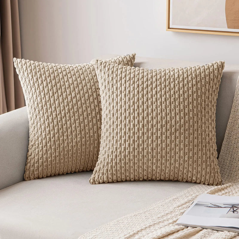 Luxurious Polyester & Cotton Cushion Cover
