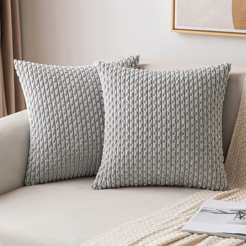 Luxurious Polyester & Cotton Cushion Cover